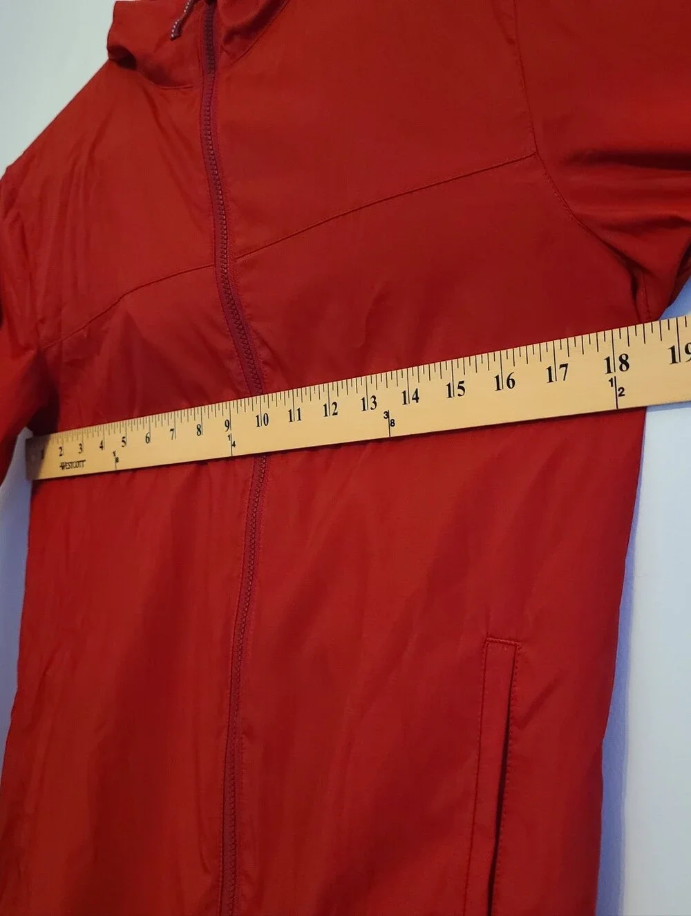 Uniqlo Kid's Lightweight Red Hooded Jacket Size 13 Or XS Adults